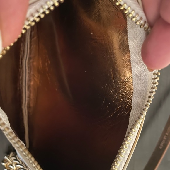 Excellent condition Michael Kors belt bag! - Picture 6 of 9